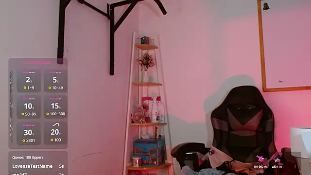 Snapshot of karlavittar chatting on 03/08/25, 02:55 karlavittar online show from 03/08/25, 02:55