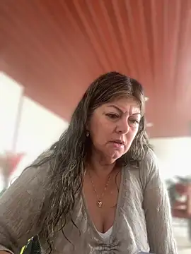 emma tour online show from 11/04/25, 04:50