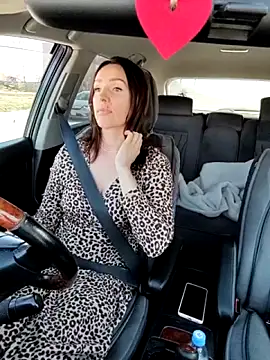 EvaXOAir online show from 04/02/26, 08:23