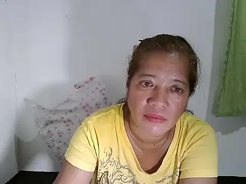 wethornypussy4u online show from 02/26/25, 12:16