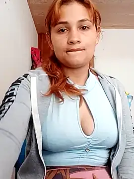 Snapshot of Mia_davis01 chatting on 02/26/25, 03:19 Mia davis01 online show from 02/26/25, 03:19