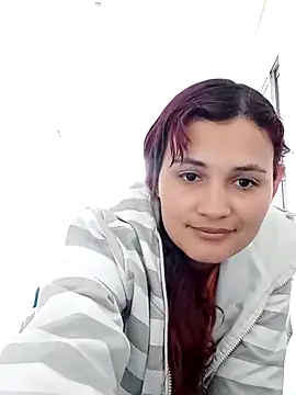 Snapshot of Mia_davis01 chatting on 03/13/25, 04:34 Mia davis01 online show from 03/13/25, 04:34