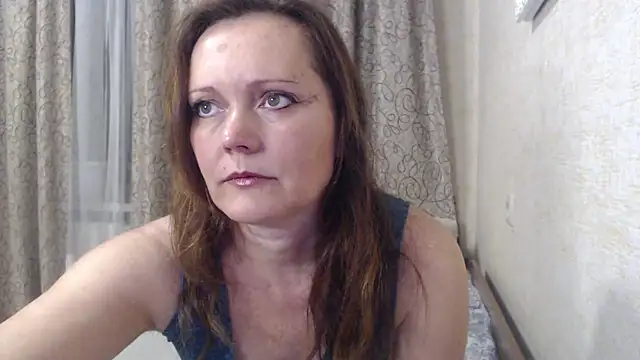 SheLion online show from 12/04/25, 04:27