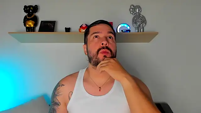 camilo restrepo21 online show from 02/18/25, 11:52