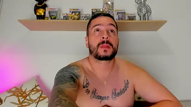 camilo restrepo21 online show from 11/06/25, 02:01