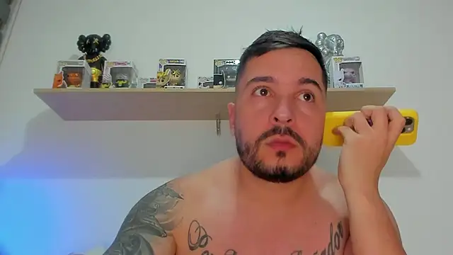 camilo restrepo21 online show from 03/08/26, 12:52