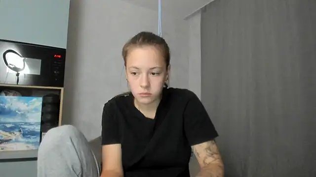 why again me online show from 09/30/25, 06:46