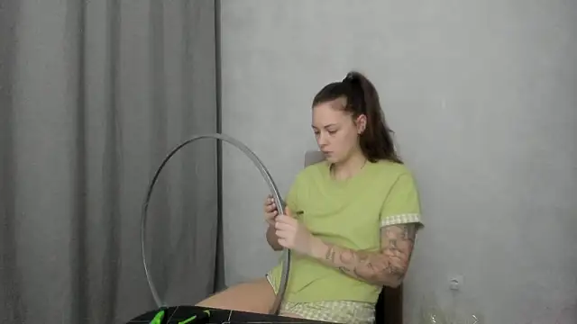 why again me online show from 03/04/26, 08:59