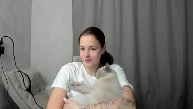 why again me online show from 04/10/26, 06:23