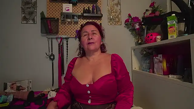 barbarah  online show from 11/22/25, 10:25