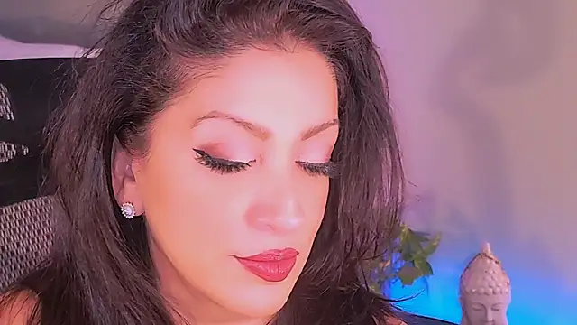 Wonderful Woman online show from 11/02/25, 02:47