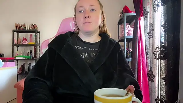 kisicaxx online show from 03/31/26, 02:17