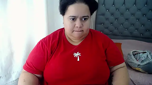 Snapshot of hotlesby4uxxx chatting on 12/10/24, 07:43 hotlesby4uxxx online show from 12/10/24, 07:43