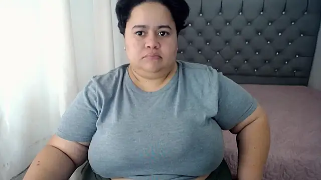 Snapshot of hotlesby4uxxx chatting on 12/11/24, 07:57 hotlesby4uxxx online show from 12/11/24, 07:57