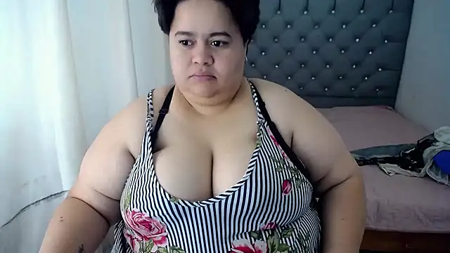 Snapshot of hotlesby4uxxx chatting on 12/14/24, 07:57 hotlesby4uxxx online show from 12/14/24, 07:57