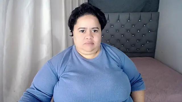 Snapshot of hotlesby4uxxx chatting on 12/28/24, 01:49 hotlesby4uxxx online show from 12/28/24, 01:49