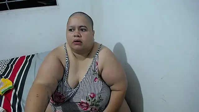 Snapshot of hotlesby4uxxx chatting on 01/09/26, 11:17 hotlesby4uxxx online show from 01/09/26, 11:17