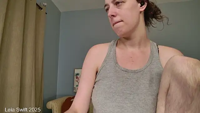 LeiaSwift online show from 10/05/25, 09:07