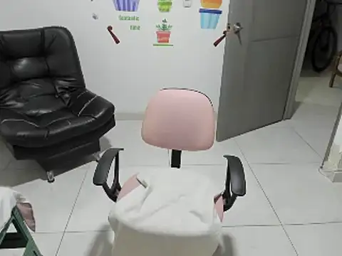 nicoledavis online show from 02/01/25, 04:03