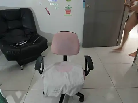 nicoledavis online show from 02/21/25, 03:10