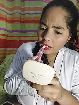 missmelissa  online show from 11/02/25, 01:41