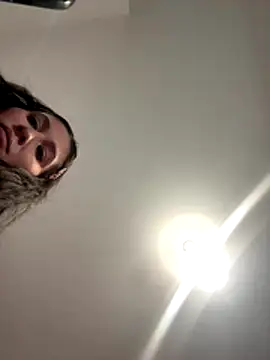 IrisBlues online show from 12/17/25, 04:57