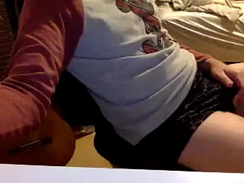 Snapshot of BADGUY2021 chatting on 01/13/25, 07:21 BADGUY2021 online show from 01/13/25, 07:21