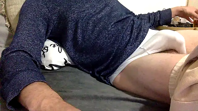 Snapshot of BADGUY2021 chatting on 12/14/25, 07:51 BADGUY2021 online show from 12/14/25, 07:51