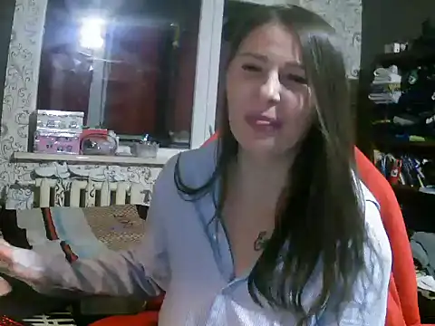 Snapshot of Valerivv chatting on 05/16/26, 11:03 Valerivv online show from 05/16/26, 11:03