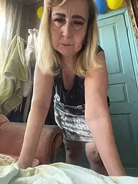 Irina2909xh online show from 03/22/25, 10:28