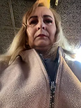 Irina2909xh online show from 11/24/25, 12:27