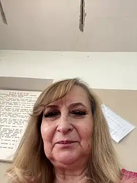 Irina2909xh online show from 05/22/26, 10:21