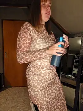 MissGirly online show from 10/05/25, 06:28