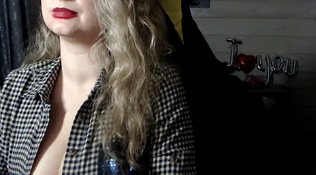 Snapshot of RubiLakros chatting on 03/03/25, 08:54 RubiLakros online show from 03/03/25, 08:54