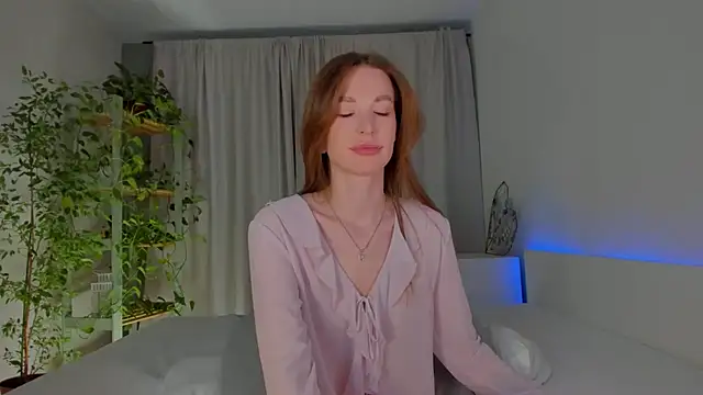 Masha 01 online show from 09/29/25, 02:22