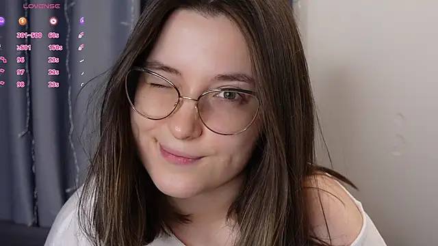 Snapshot of BeckyMartens chatting on 09/12/25, 02:22 BeckyMartens online show from 09/12/25, 02:22