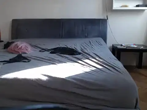 Snapshot of daviixx chatting on 02/20/25, 09:00 daviixx online show from 02/20/25, 09:00