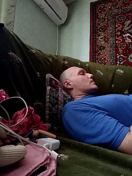 Sam Colt online show from 04/18/26, 09:35