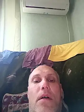 Snapshot of Sam_Colt chatting on 05/21/26, 12:34 Sam Colt online show from 05/21/26, 12:34