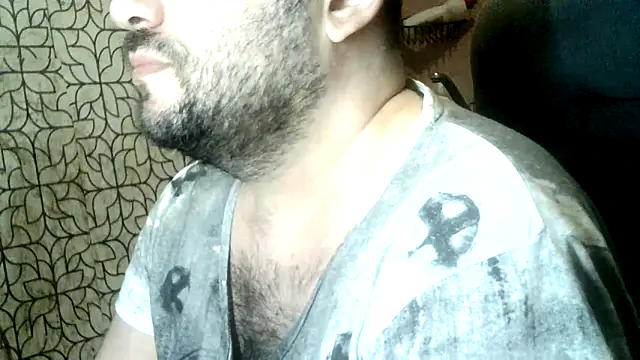 Snapshot of scuban87 chatting on 03/25/26, 11:22 scuban87 online show from 03/25/26, 11:22