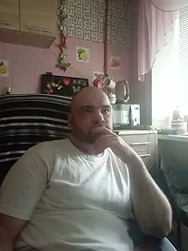 Snapshot of scuban87 chatting on 03/31/26, 08:15 scuban87 online show from 03/31/26, 08:15