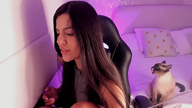 Snapshot of salome__11 chatting on 01/13/25, 05:01 salome  11 online show from 01/13/25, 05:01