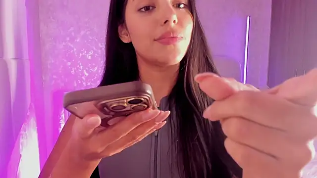 Snapshot of salome__11 chatting on 02/08/25, 04:47 salome  11 online show from 02/08/25, 04:47