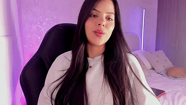 Snapshot of salome__11 chatting on 02/10/25, 05:25 salome  11 online show from 02/10/25, 05:25