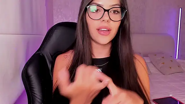 Snapshot of salome__11 chatting on 02/25/25, 11:22 salome  11 online show from 02/25/25, 11:22