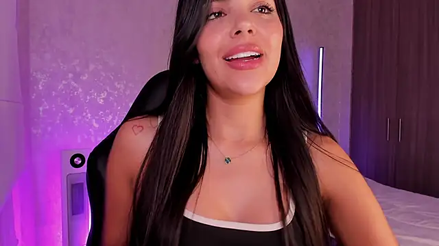 Snapshot of salome__11 chatting on 03/01/25, 03:53 salome  11 online show from 03/01/25, 03:53