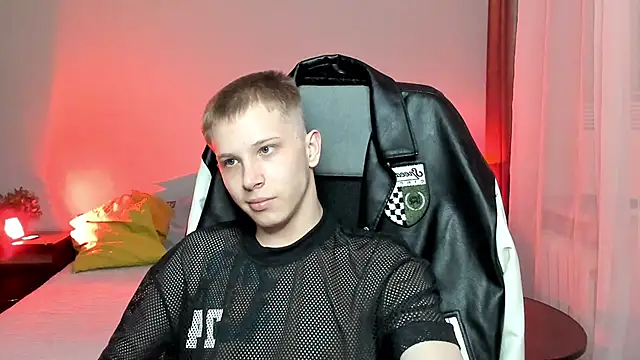 arlekincrop online show from 03/22/25, 04:47