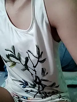 QueenSoreal online show from 03/25/26, 06:52