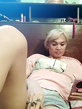 QueenSoreal online show from 06/23/26, 05:49