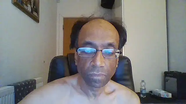 Snapshot of rauncher1 chatting on 09/16/25, 08:48 rauncher1 online show from 09/16/25, 08:48